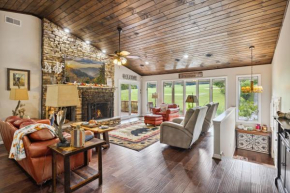 Bear Lodge at Bent Creek is a Golf Course Oasis!!